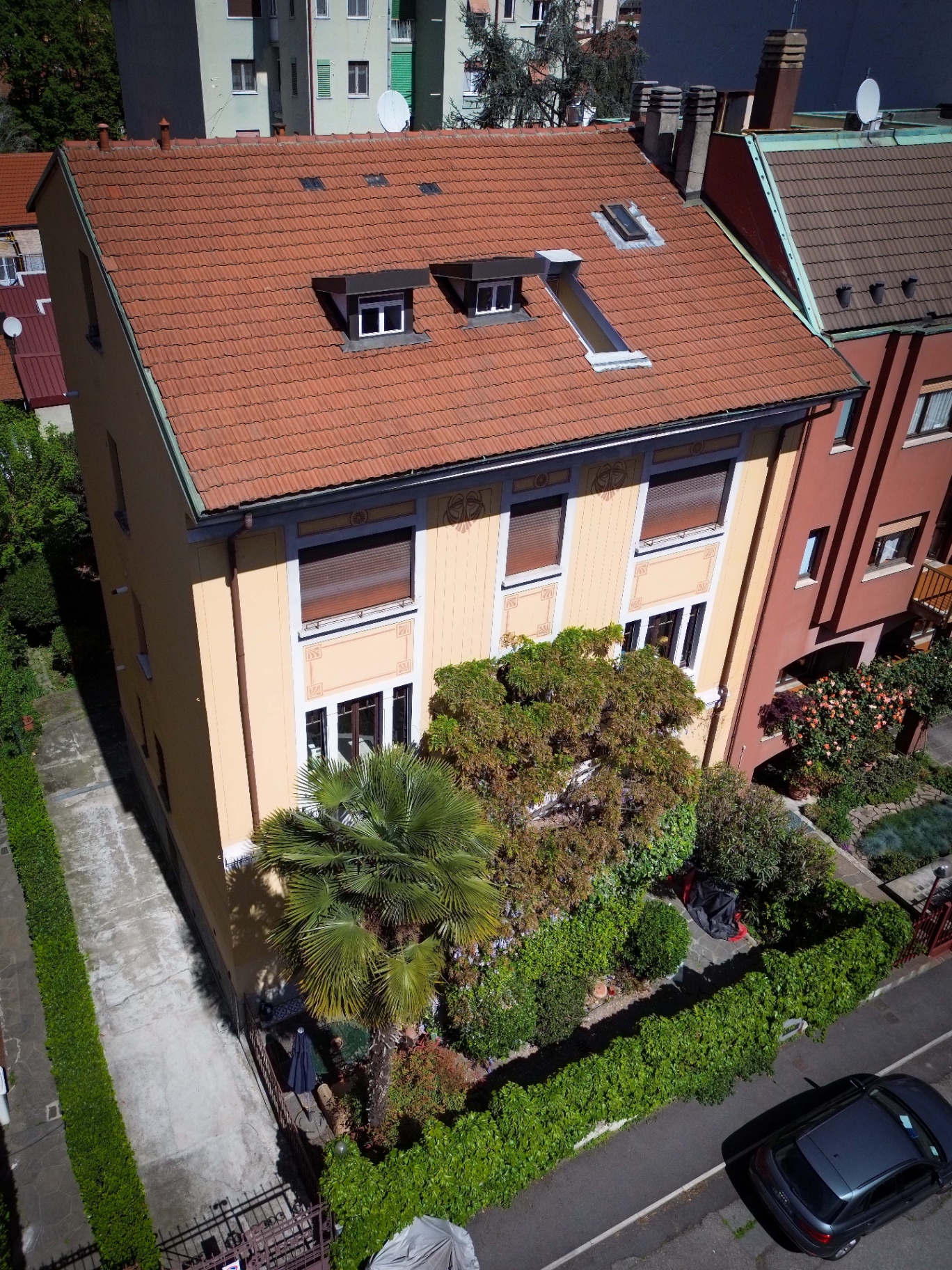 Facciata ripresa dal drone